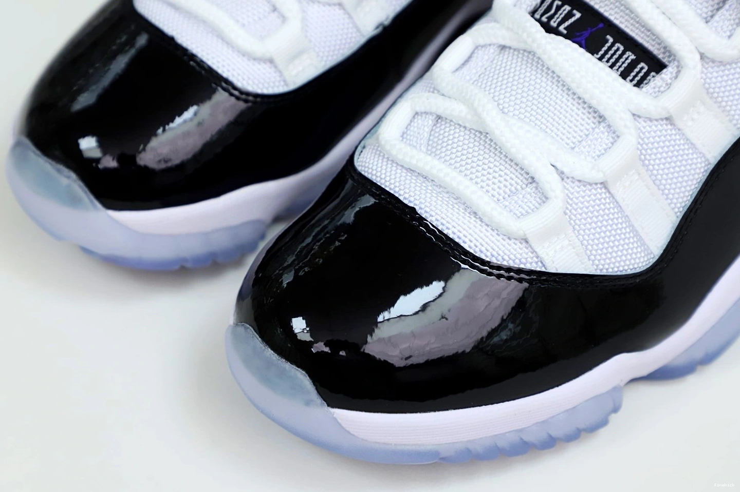 11 AIR JORDAN 2018 RETRO 'CONCORD' 0906